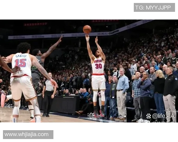 正播国王与火箭激战正酣球迷期待精彩对决与精彩瞬间 正播国王与火箭激战正酣球迷期待精彩对决与精彩瞬间