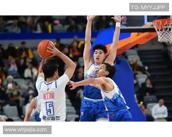 2018年CBA季后赛北京队与新疆队巅峰对决精彩回顾与赛季分析