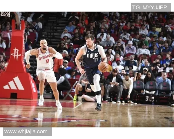 东契奇狂砍73分刷新现役得分纪录独行侠击败太阳终结其11连胜之路