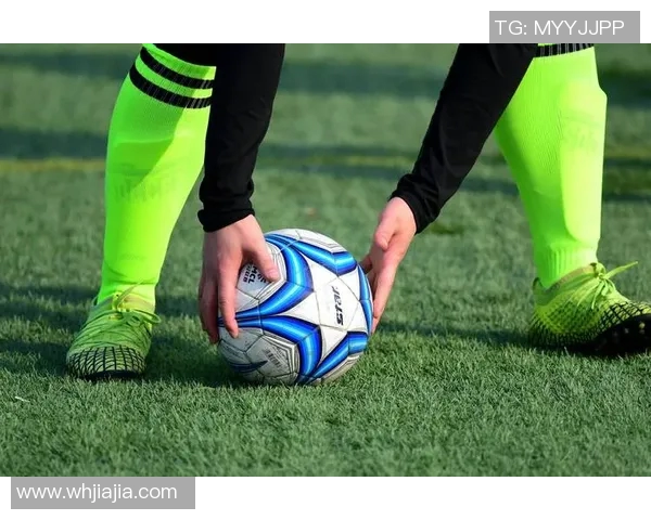 登克尔克与维也纳迅速的激烈对决揭示足球战术新趋势 登克尔克与维也纳迅速的激烈对决揭示足球战术新趋势