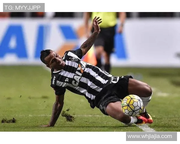 芬洛与维迪斯的激烈对决揭示了荷甲联赛的竞争魅力与球队实力的较量