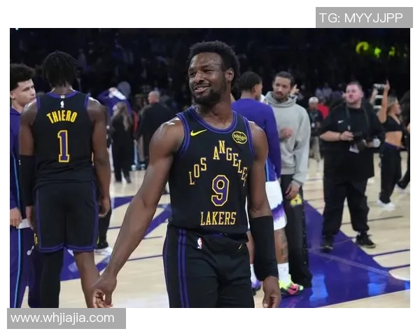 热火与湖人圣诞大战精彩回顾球星对决引发球迷热潮